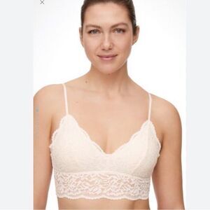 Oysho lace bralette. Size large. NWOT